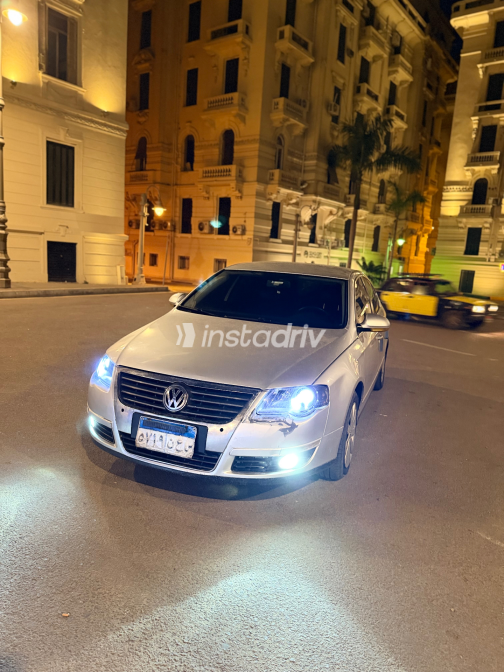 Volkswagen Passat 2009 Silver Automatic Used for Sale in Alexandria - 6