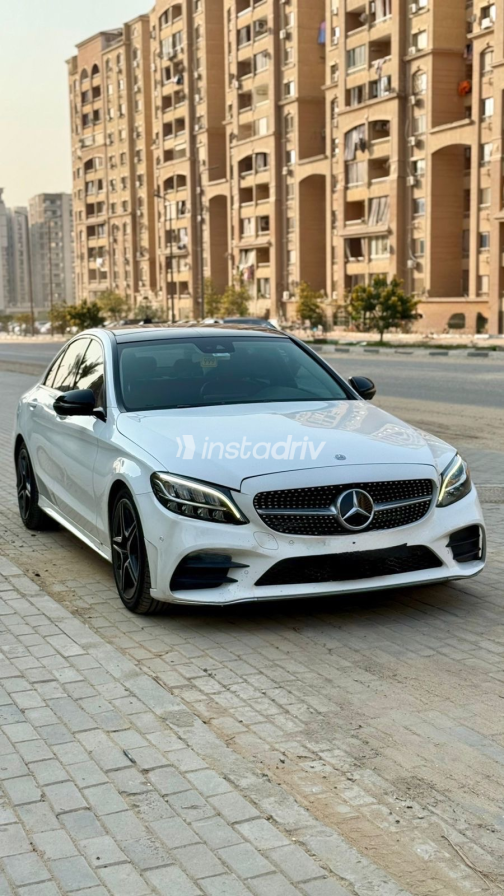 مرسيدس C 200 2019 أبيض أوتوماتيك مستعملة للبيع في القاهرة - 3