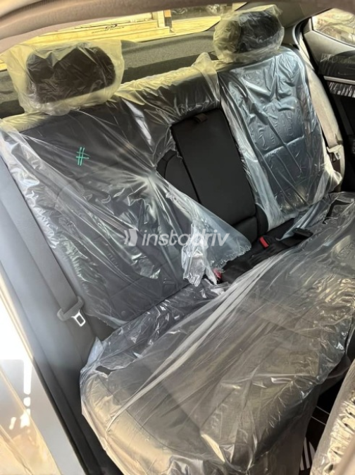 Hyundai Elantra 2027 Silver Automatic New for Sale in Cairo - 10