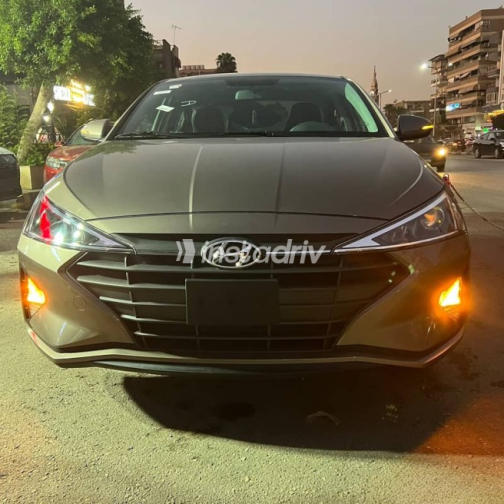 Hyundai Elantra 2027 Brown Automatic New for Sale in Nasr city - 2
