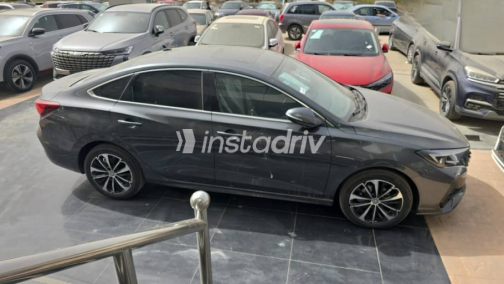 Changan Eado 2027 Silver Automatic New for Sale in Nasr city - 2