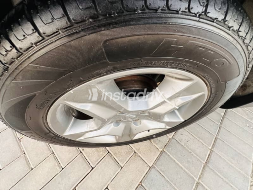 Renault Sandero Step Way 2017 Silver Automatic Used for Sale in Cairo - 9