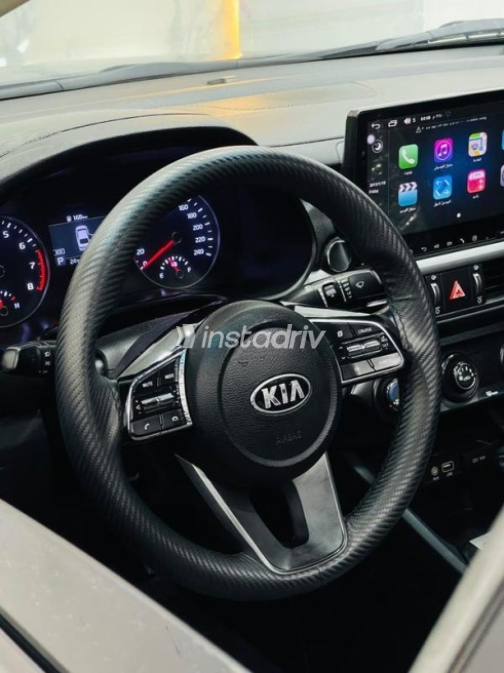 Kia Cerato 2019 Black Automatic Used for Sale in Greater Cairo ( Cairo + Giza) - 8