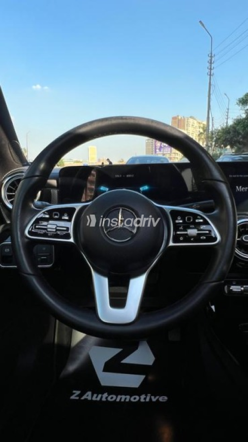 Mercedes CLA 200 2022 Red Automatic Used for Sale in Heliopolis - 9