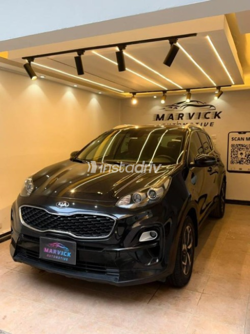 Kia Sportage 2020 Black Automatic Used for Sale in Cairo - 3
