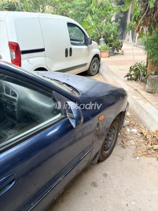 Daewoo Lanos 2002 Dark Blue Manual Used for Sale in Alexandria - 2