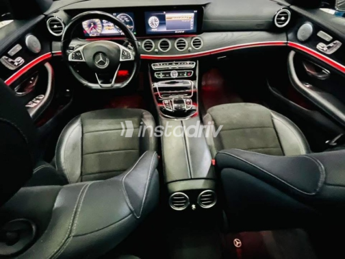 مرسيدس E 200 AMG 2017 أسود أوتوماتيك مستعملة للبيع في المحلة - 3