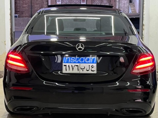 مرسيدس E 200 AMG 2017 أسود أوتوماتيك مستعملة للبيع في المحلة - 7