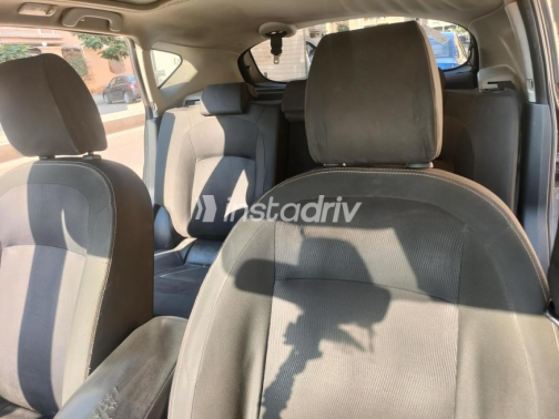 Nissan Qashqai 2014 Black Automatic Used for Sale in Al Shorouk - 6