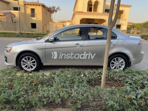 Mitsubishi Lancer 2018 Silver Automatic Used for Sale in Cairo - 7