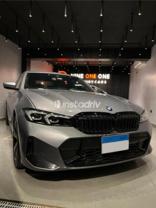 BMW 320 2026 Silver Automatic Used for Sale in Cairo - 3
