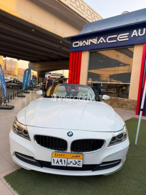 بي ام دبليو Z4 2014 أبيض أوتوماتيك مستعملة للبيع في مدينة نصر - 1