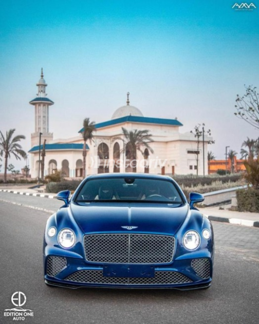 Bentley Continental GT 2021 Dark Blue Automatic Used for Sale in Sheikh Zayed City - 2