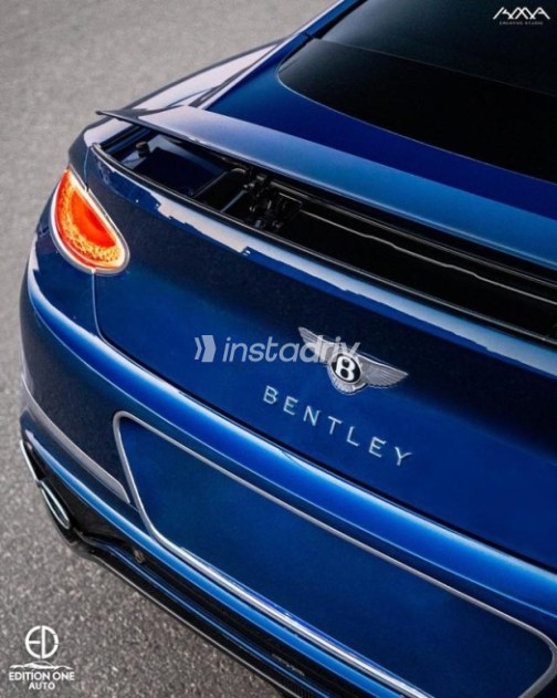 Bentley Continental GT 2021 Dark Blue Automatic Used for Sale in Sheikh Zayed City - 7