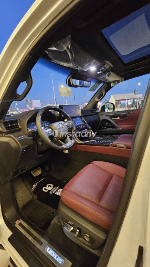 Lexus Lx 2026 White Automatic New for Sale in Giza - 9