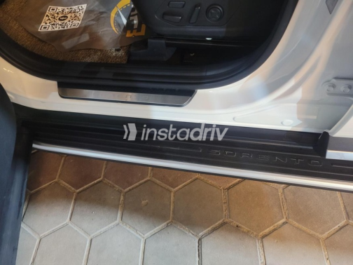Kia Sorento 2023 White Automatic Used for Sale in Damietta - 7
