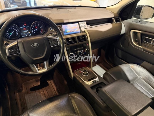 Land Rover Discovery sport 2017 Silver Automatic Used for Sale in Nasr city - 2