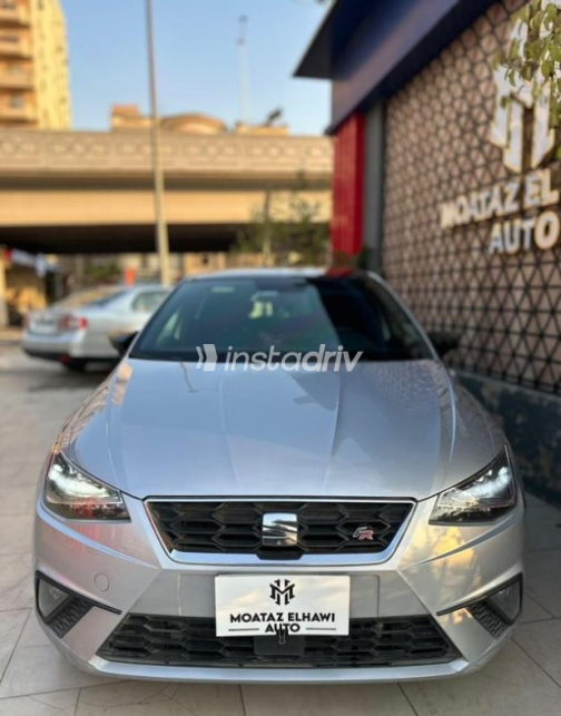 Seat Ibiza 2020 Silver Automatic Used for Sale in Cairo - 4