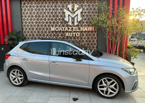 Seat Ibiza 2020 Silver Automatic Used for Sale in Cairo - 8