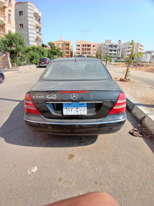 Mercedes E 240 2003 Black Automatic Used for Sale in Cairo