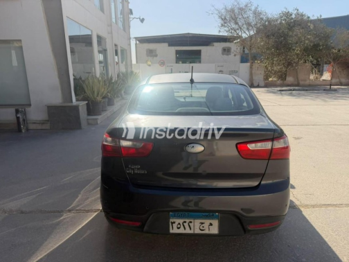 Kia Rio 2014 Bronze Automatic Used for Sale in Giza - 4