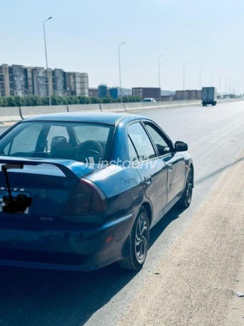 ميتسوبيشي لانسر 2000 أزرق غامق يدوي مستعملة للبيع في القاهرة - 5