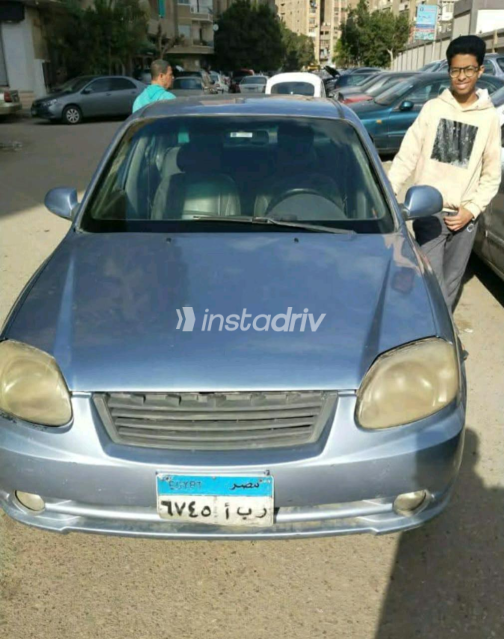 هيونداي فيرنا 2007 أزرق يدوي مستعملة للبيع في عين شمس - 3