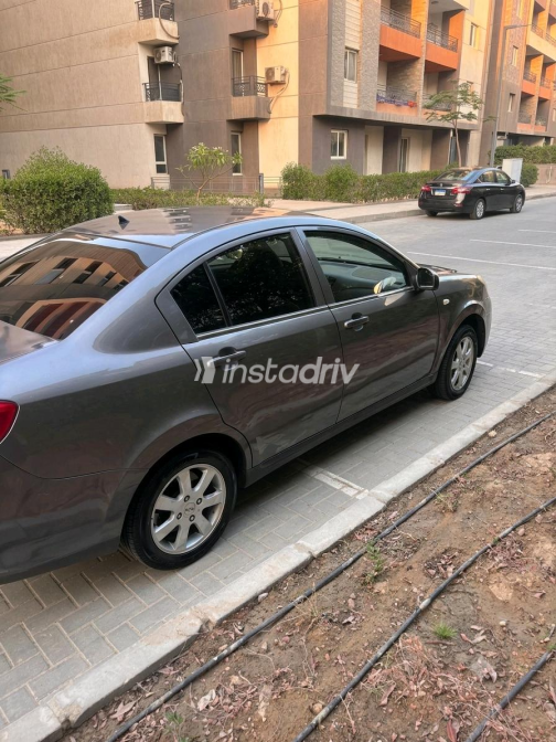 Chery Envy 2018 Gray Manual Used for Sale in Giza - 2
