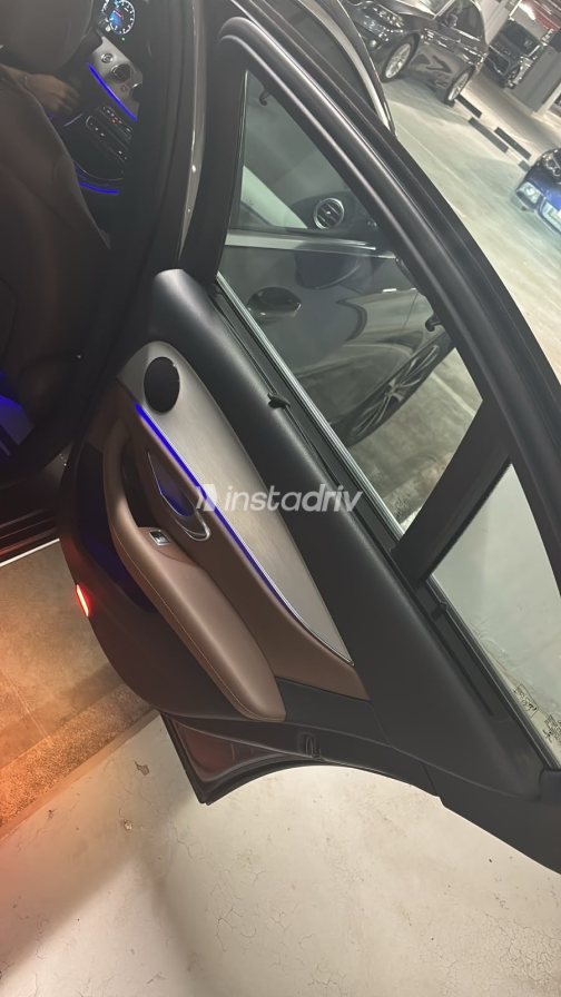 مرسيدس E 200 2022 رمادي أوتوماتيك مستعملة للبيع في القاهرة - 10
