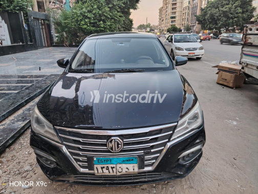 ام جى 5 2022 أسود CVT مستعملة للبيع في القاهرة - 4