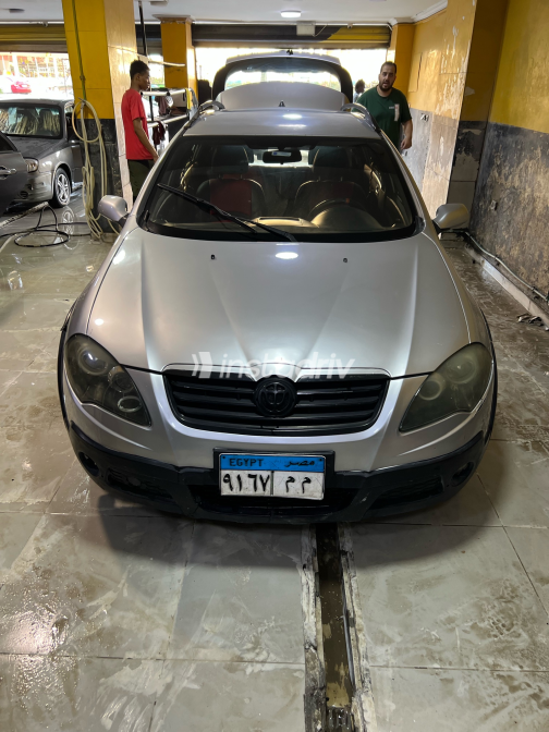 Brilliance FRV Cross 2013 Silver Automatic Used for Sale in Giza - 2