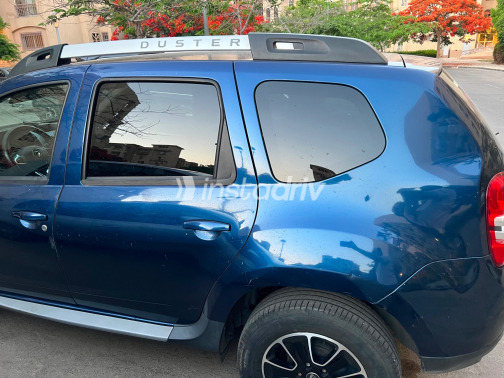 Renault Duster 2018 Blue Automatic Used for Sale in Madinaty - 3