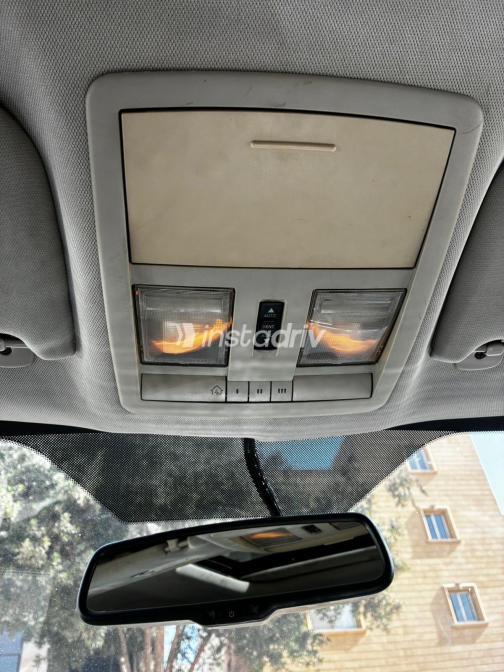 Jeep Grand Cherokee 2009 White Automatic Used for Sale in Cairo - 5