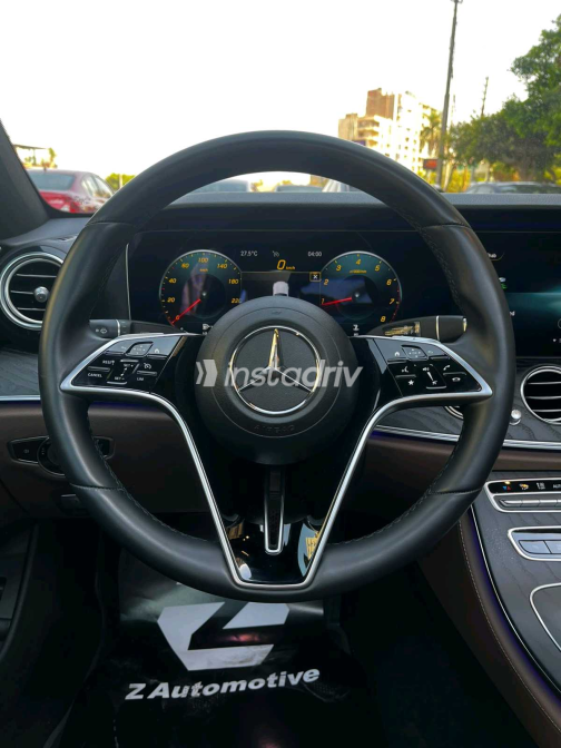 Mercedes E 200 2021 Black Automatic Used for Sale in Heliopolis - 2