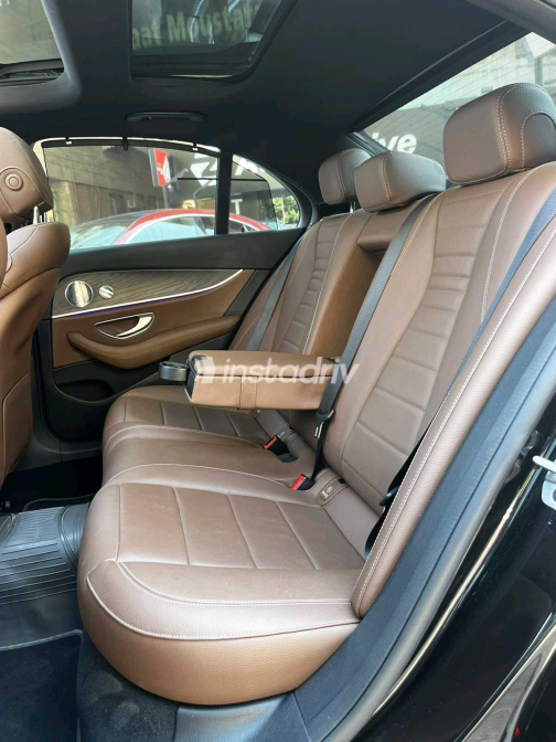 Mercedes E 200 2021 Black Automatic Used for Sale in Heliopolis - 8