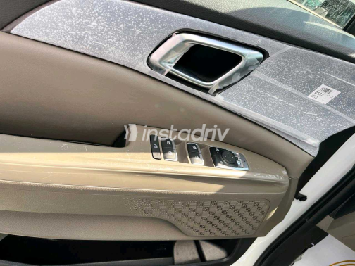 Kia Carnival 2026 White Automatic Used for Sale in Giza - 3