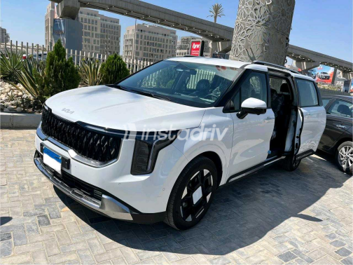 Kia Carnival 2026 White Automatic Used for Sale in Giza - 5