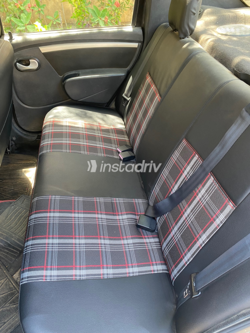 Renault Logan 2013 Black Automatic Used for Sale in Giza - 1