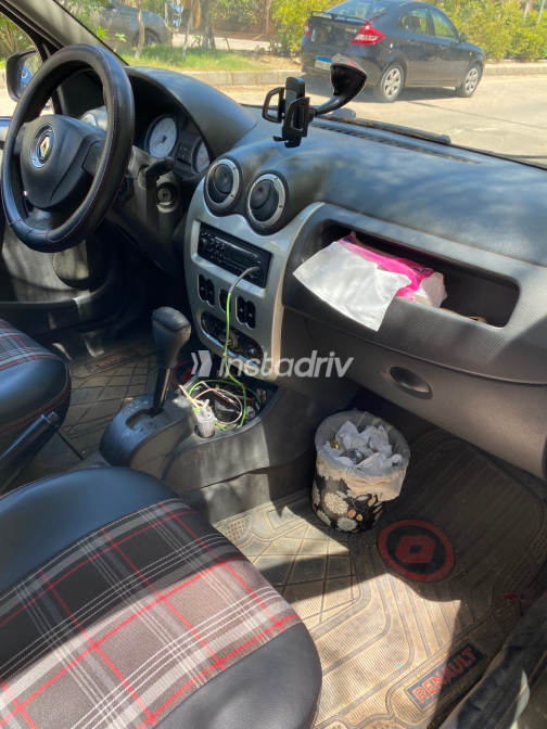 Renault Logan 2013 Black Automatic Used for Sale in Giza - 2