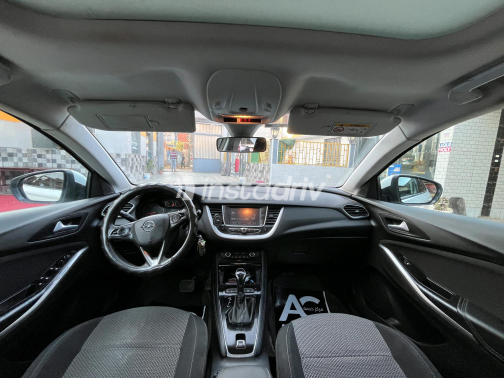 Opel Grandland 2018 White Automatic Used for Sale in Monufia - 3