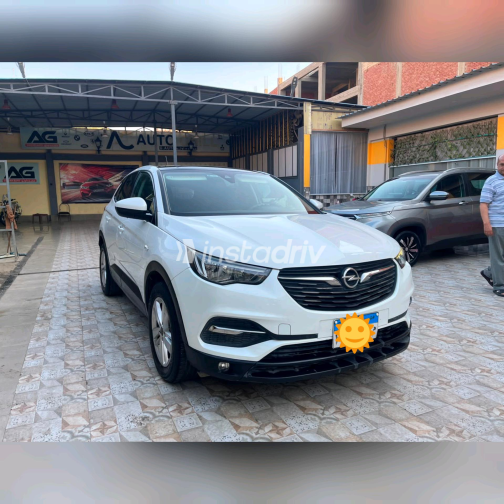 Opel Grandland 2018 White Automatic Used for Sale in Monufia - 4