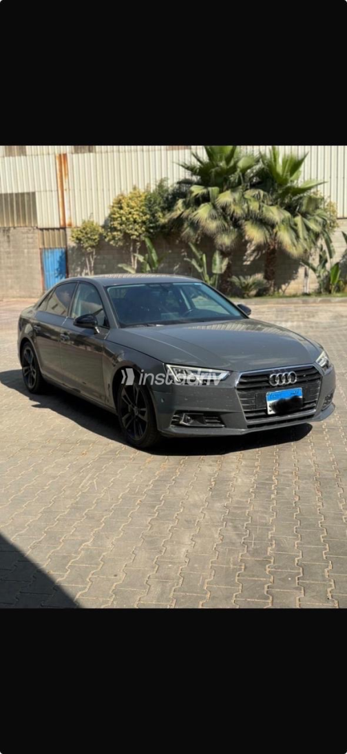 Audi A4 2019 Gray Automatic Used for Sale in Cairo - 2