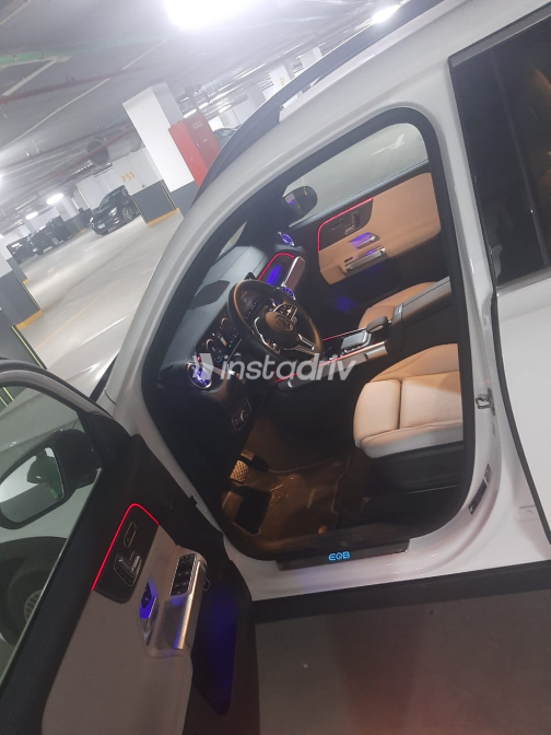 Mercedes E 350 2024 White Automatic Used for Sale in Cairo - 2