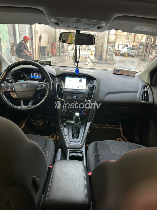Ford Focus 2017 Gray Automatic Used for Sale in Sadat City - 6