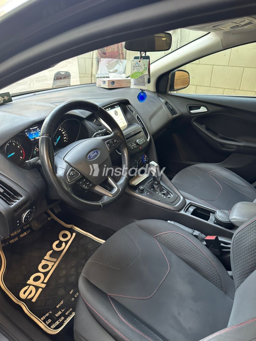 Ford Focus 2017 Gray Automatic Used for Sale in Sadat City - 8