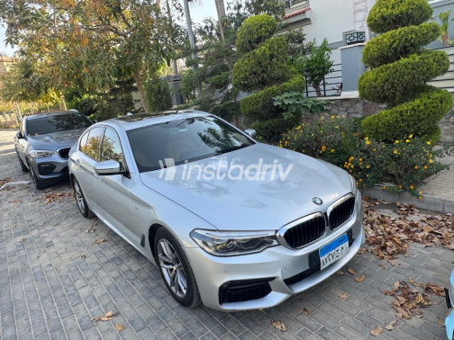 BMW 530 2019 Silver Automatic Used for Sale in Cairo - 2