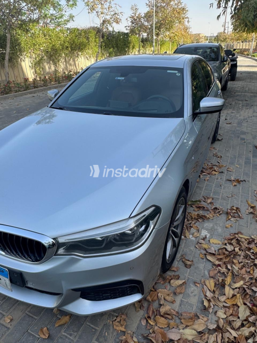 BMW 530 2019 Silver Automatic Used for Sale in Cairo - 6