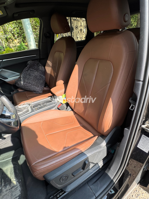 Audi Q3 2021 Black Automatic Used for Sale in Cairo - 6