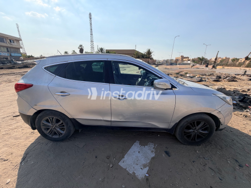هيونداي IX 35 2015 فضي أوتوماتيك مستعملة للبيع في الجيزة - 3
