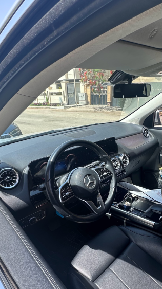 Mercedes GLA 200 2021 Silver Automatic Used for Sale in Cairo